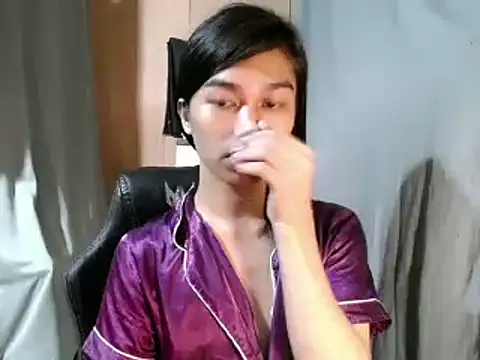 ToKeNa online show from 10-29-25, 10:39