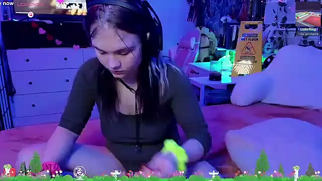 Cutiepiespanks online show from 03-05-25, 01:06