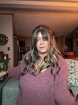 Snapshot of cowgirlc chatting on 10-16-25, 02:23 cowgirlc online show from 10-16-25, 02:23