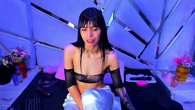 kylie seex online show from 10-31-25, 08:37