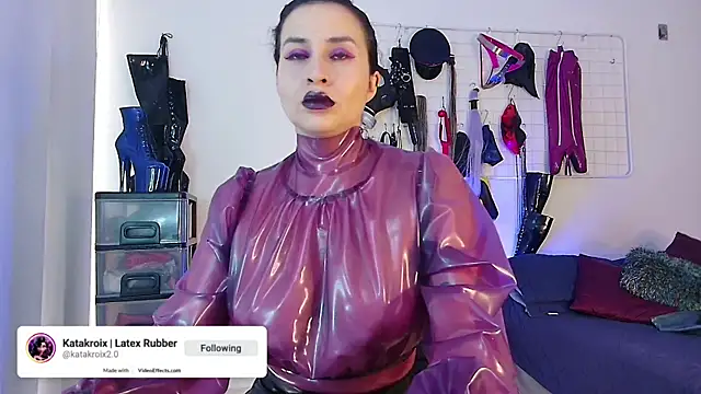 Snapshot of mylatexpleasure chatting on 11-08-25, 08:07 mylatexpleasure online show from 11-08-25, 08:07