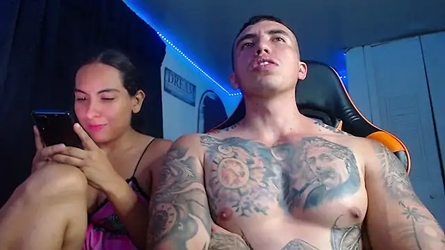 Snapshot of Adam_Hudsond chatting on 09-09-25, 02:33 Adam Hudsond online show from 09-09-25, 02:33