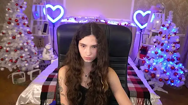 BabyFlowerr online show from 12-23-24, 05:17
