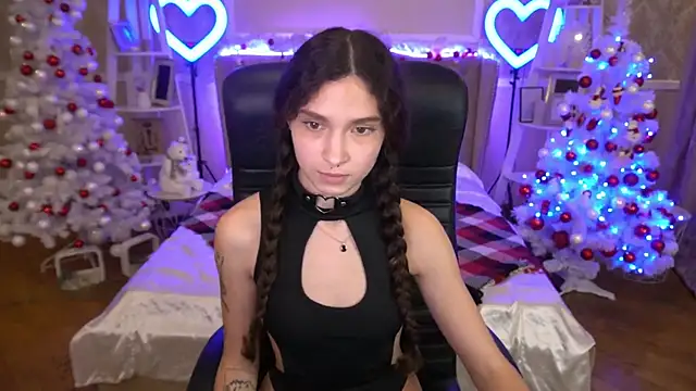 BabyFlowerr online show from 12-26-24, 05:37