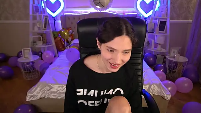 BabyFlowerr online show from 01-15-25, 11:08