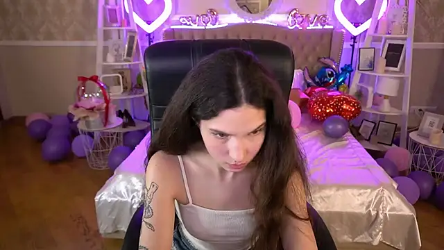 BabyFlowerr online show from 02-07-25, 10:52