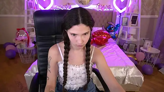 BabyFlowerr online show from 02-09-25, 11:46