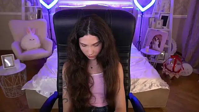 BabyFlowerr online show from 03-12-25, 11:01