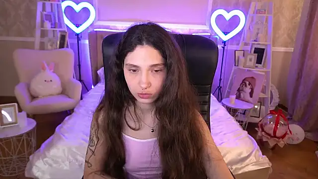 BabyFlowerr online show from 03-13-25, 04:38