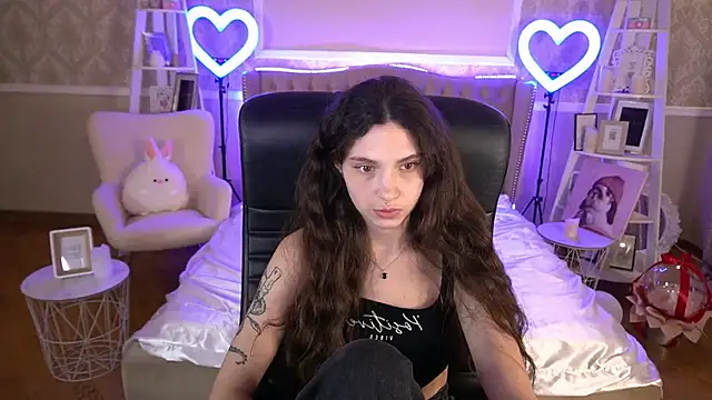 BabyFlowerr online show from 03-17-25, 05:12
