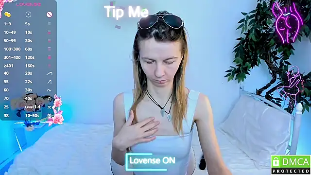 Snapshot of Bell_a_mi_ chatting on 03-29-26, 03:28 Bell a mi online show from 03-29-26, 03:28