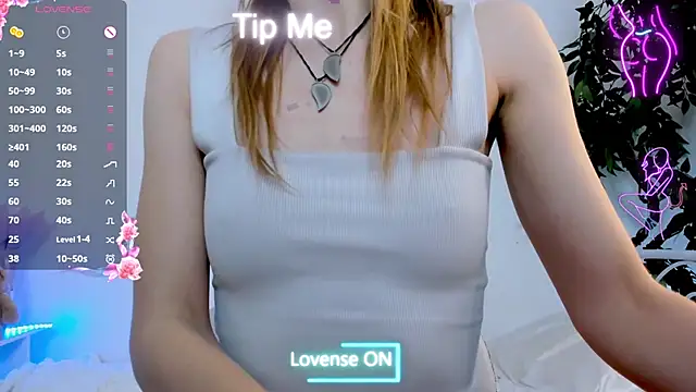 Snapshot of Bell_a_mi_ chatting on 04-08-26, 10:37 Bell a mi online show from 04-08-26, 10:37