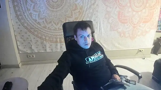 Snapshot of slankecrosdresser chatting on 09-27-25, 12:04 slankecrosdresser online show from 09-27-25, 12:04