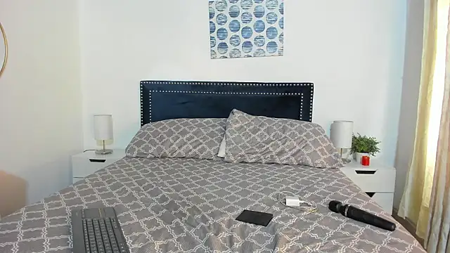 ZulyMichels online show from 02-03-26, 12:21