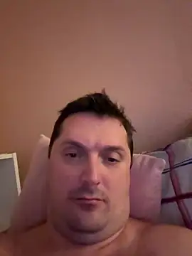 Snapshot of Corle124 chatting on 02-15-25, 10:10 Corle124 online show from 02-15-25, 10:10