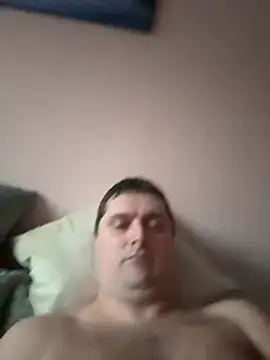 Snapshot of Corle124 chatting on 02-18-25, 04:37 Corle124 online show from 02-18-25, 04:37