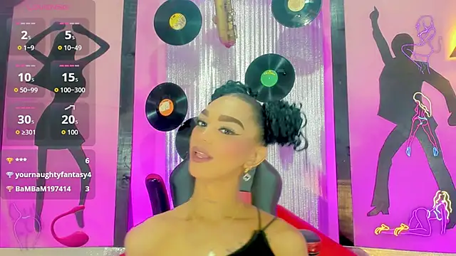 Snapshot of nickyminach_ chatting on 10-25-25, 07:19 nickyminach online show from 10-25-25, 07:19