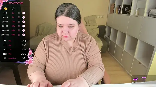 PlumPie online show from 12-21-25, 08:38