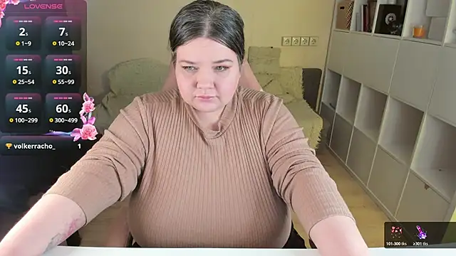 PlumPie online show from 02-19-26, 02:35