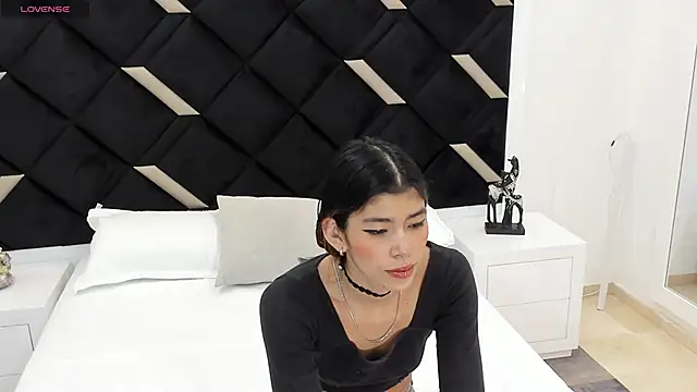 Girl Cherry online show from 09-12-25, 11:32