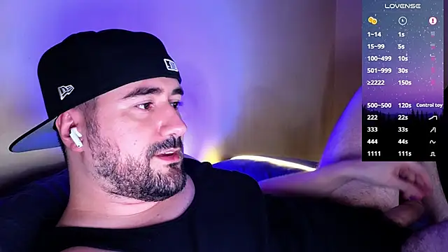 Snapshot of DominantTheo chatting on 02-13-25, 03:29 DominantTheo online show from 02-13-25, 03:29