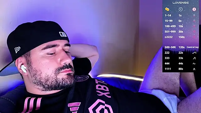 Snapshot of DominantTheo chatting on 02-16-25, 06:10 DominantTheo online show from 02-16-25, 06:10