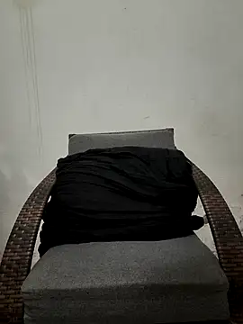 Snapshot of VIC22SECRET chatting on 10-17-25, 01:09 VIC22SECRET online show from 10-17-25, 01:09