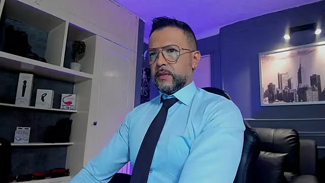 MrFrank tattoo online show from 10-31-25, 11:33