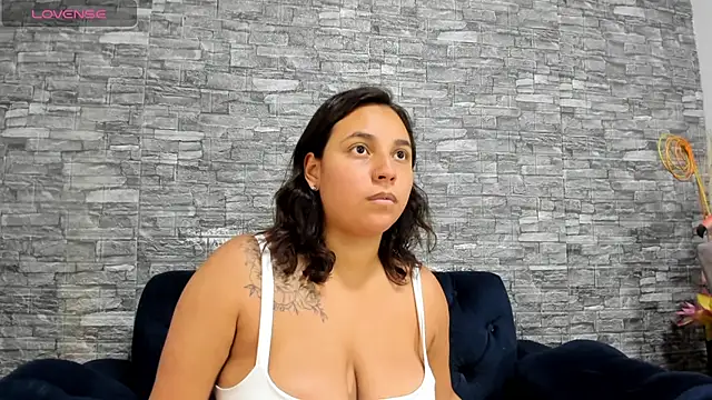 LizzRouse online show from 12-24-24, 06:17