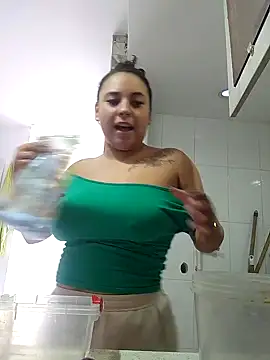 LizzRouse online show from 10-10-25, 05:12