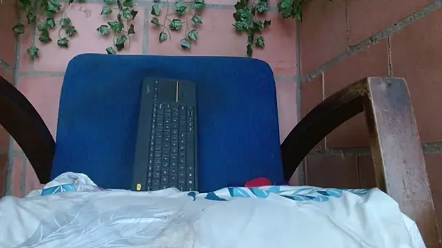 belindathompson online show from 11-14-25, 08:51