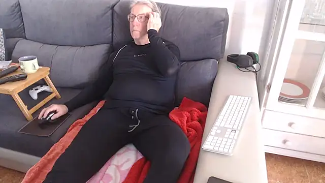 Nudelschwanz online show from 02-04-25, 02:10