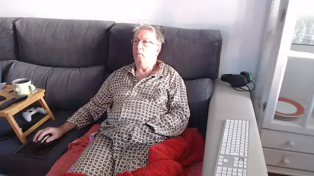 Nudelschwanz online show from 02-05-25, 08:11