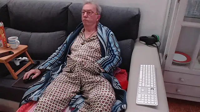 Nudelschwanz online show from 02-08-25, 06:22