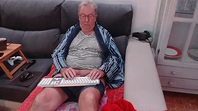 Nudelschwanz online show from 02-09-25, 06:01