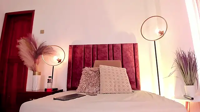 Amber  Davis online show from 12-07-24, 04:25