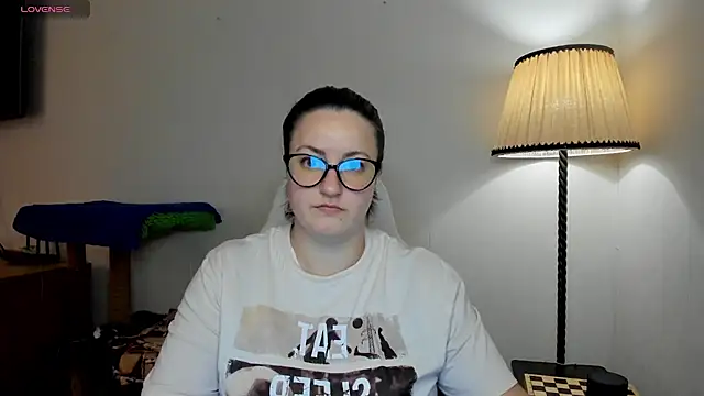 Snapshot of Christen_John_lover chatting on 10-15-25, 02:28 Christen John lover online show from 10-15-25, 02:28