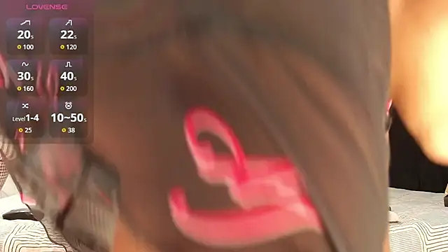 Snapshot of Kattara_Becky_ chatting on 12-19-25, 04:08 Kattara Becky online show from 12-19-25, 04:08