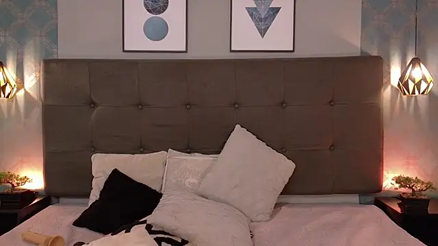 Madisonsmiith online show from 01-11-25, 02:09