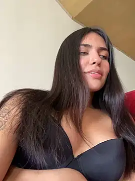 DaphneUwu online show from 12-15-24, 08:36