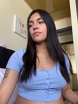 DaphneUwu online show from 01-19-25, 02:49