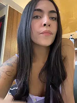 DaphneUwu online show from 11-25-25, 11:16