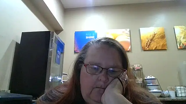 Snapshot of Hornybbw1978 chatting on 10-22-25, 07:19 Hornybbw1978 online show from 10-22-25, 07:19