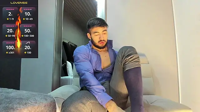 Snapshot of MarkWalker__ chatting on 03-11-26, 10:32 MarkWalker online show from 03-11-26, 10:32