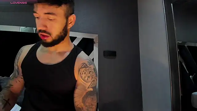 Snapshot of MarkWalker__ chatting on 03-22-26, 10:29 MarkWalker online show from 03-22-26, 10:29