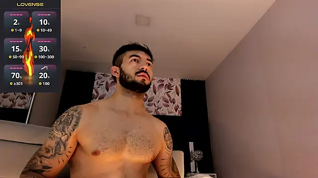 Snapshot of MarkWalker__ chatting on 04-16-26, 09:32 MarkWalker online show from 04-16-26, 09:32