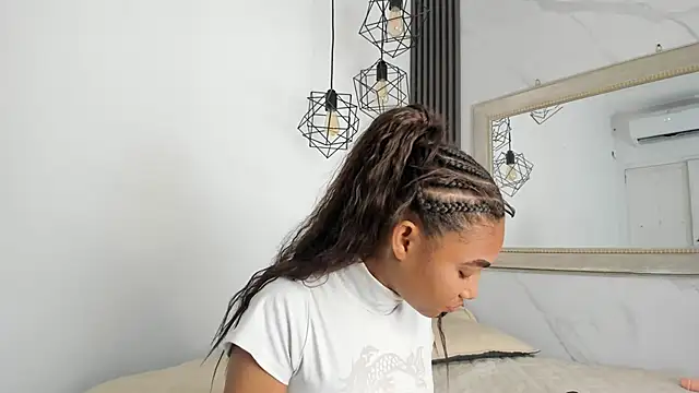 kristyl paez online show from 04-10-26, 08:02