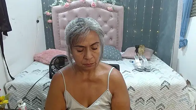 lalisha 96 online show from 11-27-25, 01:51