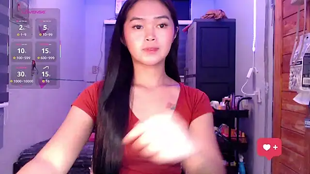 Itsme claire online show from 10-10-25, 03:22