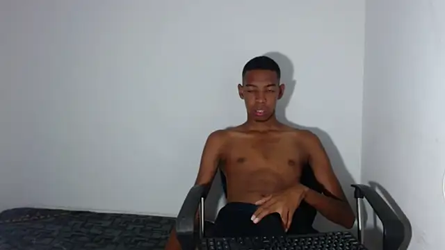 Snapshot of tonny_sexxxx chatting on 03-12-25, 08:52 tonny sexxxx online show from 03-12-25, 08:52